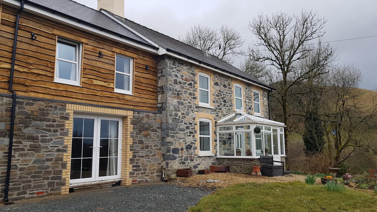 Maes Y Gwaelod Bed & Breakfast Llanwrtyd Wells Ngoại thất bức ảnh